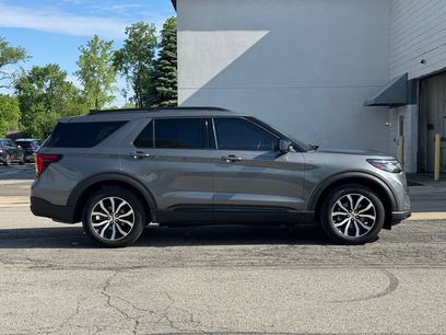 Used 2025 Ford Explorer ST-Line