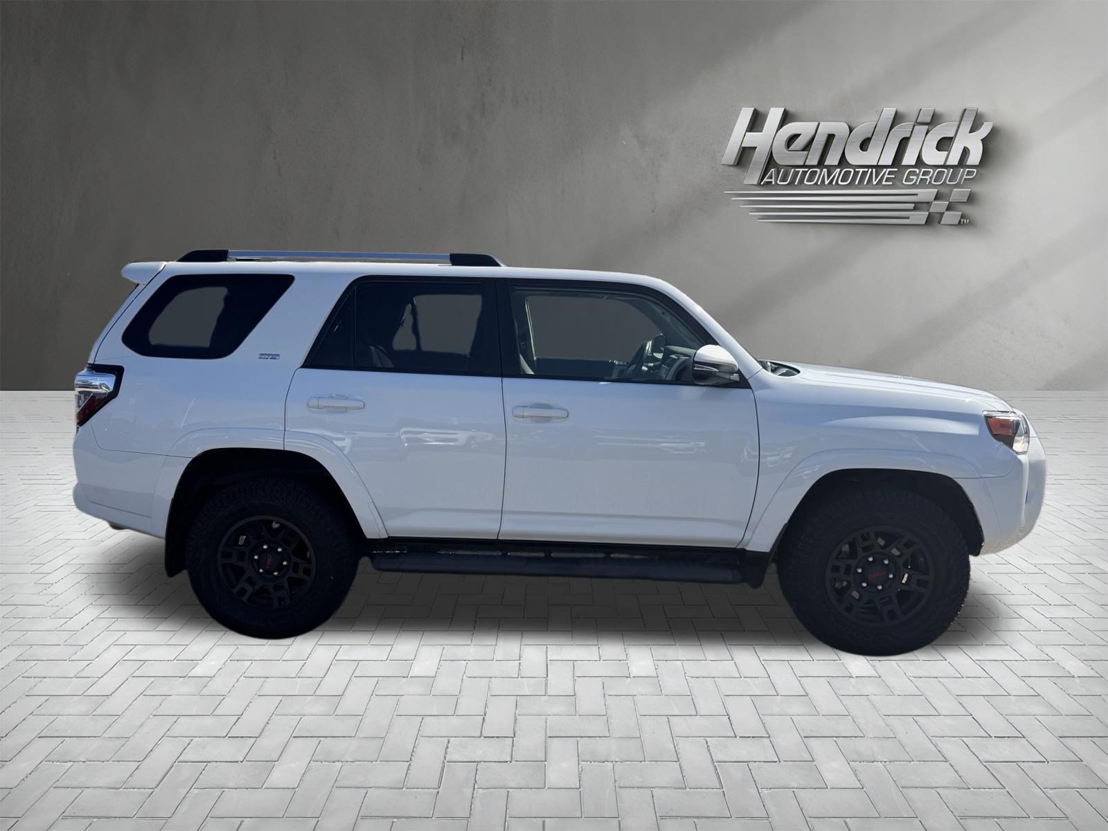 Used 2021 Toyota 4Runner SR5 Premium w/ Moonroof Package AWD/4WD image 10