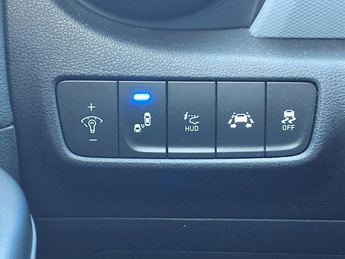 Used 2019 Hyundai Kona Ultimate w/ Cargo Package image 16