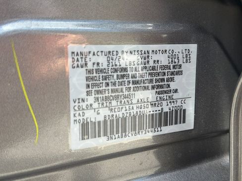 Used 2024 Nissan Sentra SV FWD image 28