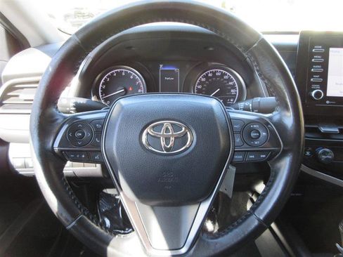 Used 2024 Toyota Camry SE FWD image 12