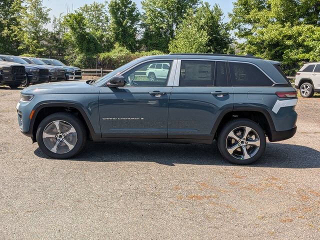 New 2026 Jeep Grand Cherokee Limited AWD/4WD image 6