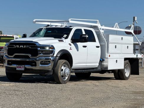 New 2026 RAM 5500 Tradesman w/ Chrome Appearance Group image 7