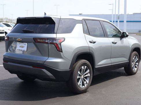 New 2026 Chevrolet Equinox LT w/ Safety and Technology Package FWD image 8