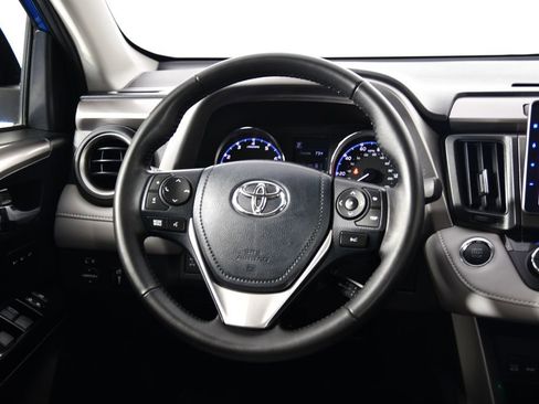 Used 2018 Toyota RAV4 Limited image 26