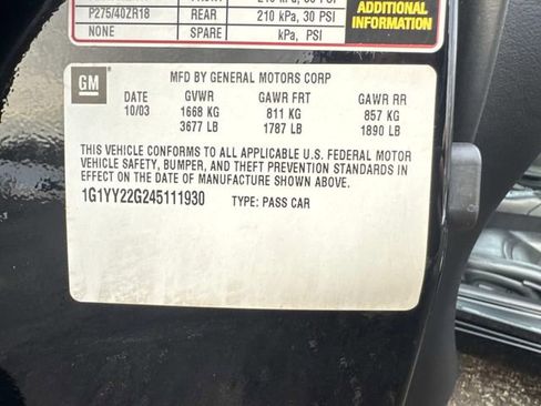 Used 2004 Chevrolet Corvette Coupe w/ Preferred Equipment Group image 31