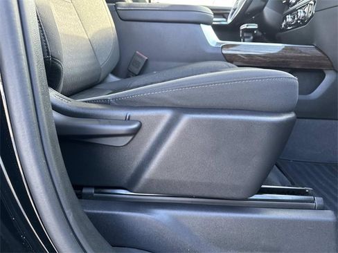 Used 2023 GMC Sierra 1500 Elevation image 30