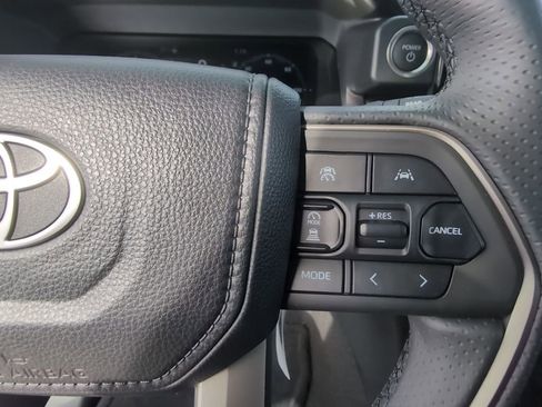 Used 2026 Toyota 4Runner Limited image 15