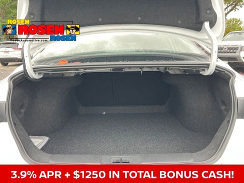 New 2025 Nissan Sentra S image 15