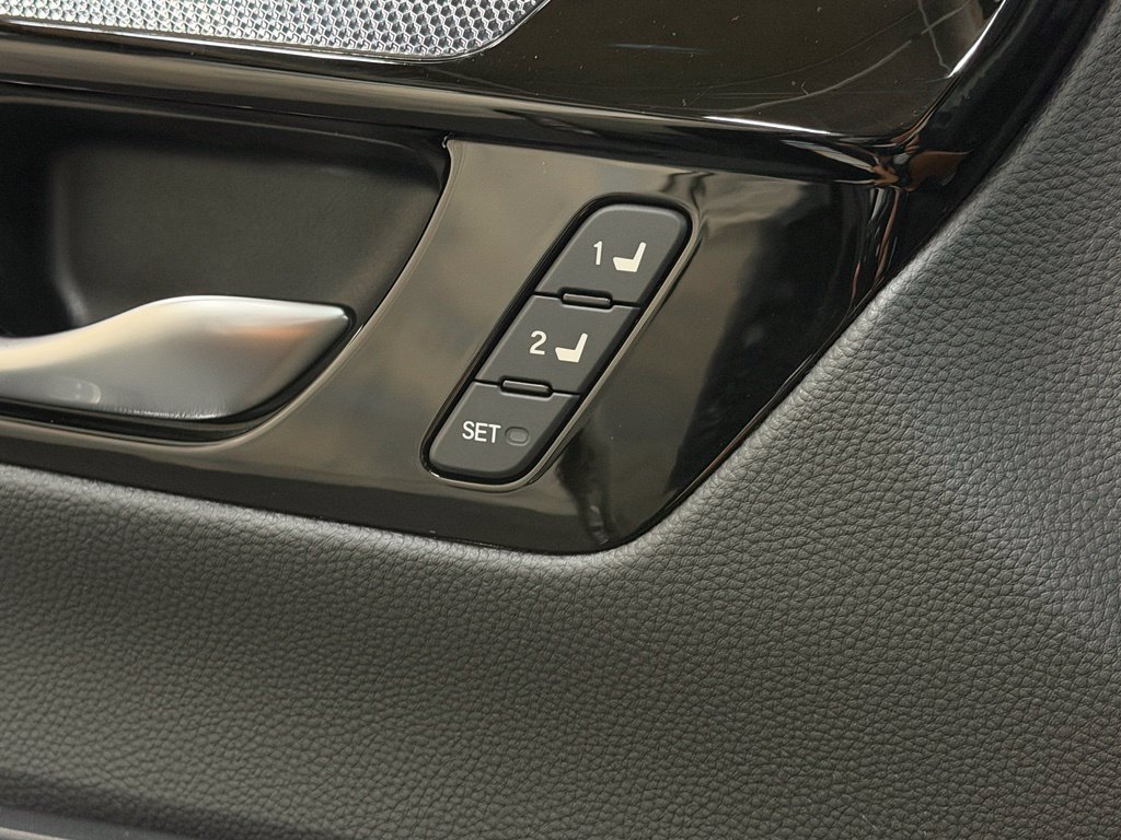 Used 2024 Honda CR-V EX-L image 15