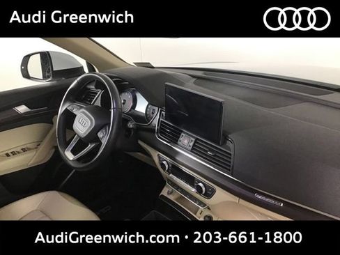 Used 2022 Audi Q5 2.0T Premium w/ Convenience Package AWD/4WD image 25