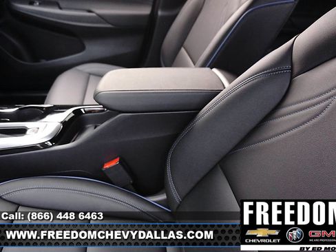 New 2026 Buick Envista Sport Touring image 32