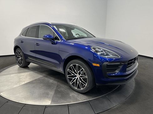 Used 2026 Porsche Macan Turbo image 9