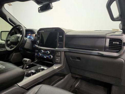 Used 2025 Ford F150 Lariat AWD/4WD image 35