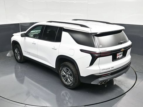 Used 2024 Chevrolet Traverse LT AWD/4WD image 50