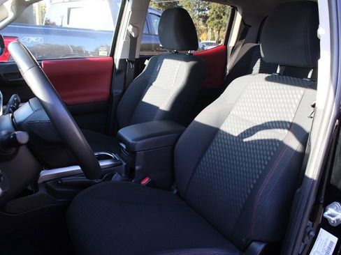 Used 2023 Toyota Tacoma SR5 image 29