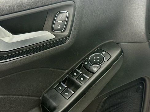 Certified 2023 Ford Escape ST-Line image 17