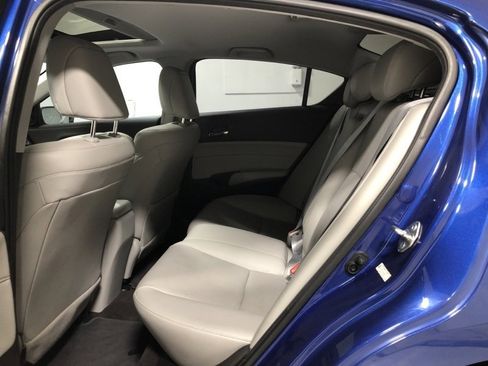 Used 2017 Acura ILX w/ Premium Package image 16