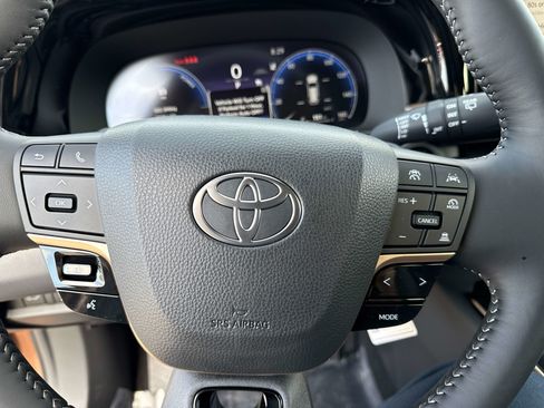 New 2026 Toyota Crown Signia image 23