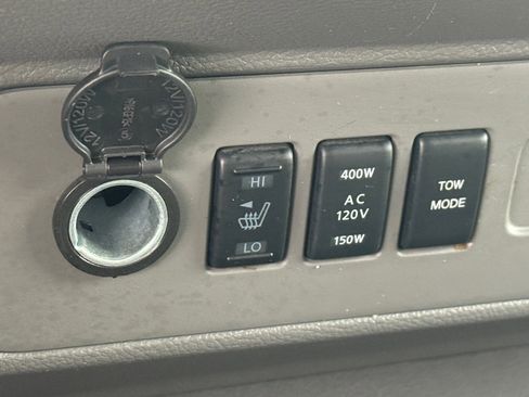 Used 2021 Nissan NV 3500 SL image 15