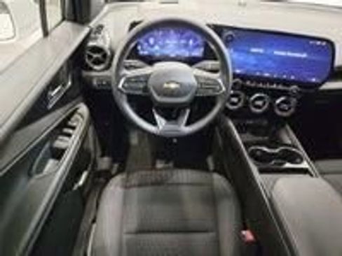 New 2025 Chevrolet Blazer EV LT AWD/4WD image 7