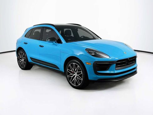 Certified 2023 Porsche Macan S w/ Premium Package Plus AWD/4WD image 7
