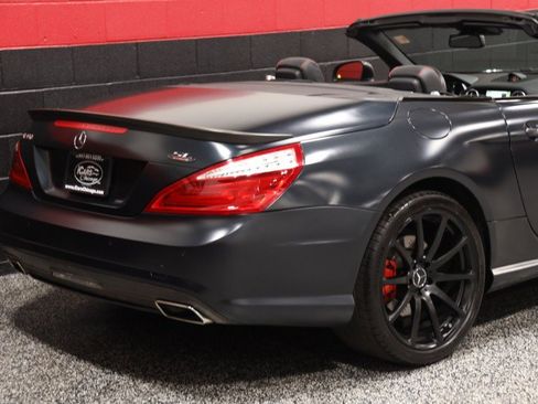 Used 2016 Mercedes-Benz SL 550 w/ Mille Miglia Edition image 9