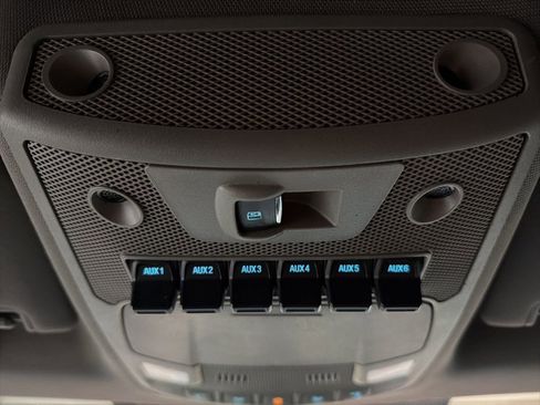 Used 2018 Ford F250 Lariat w/ Chrome Package image 50