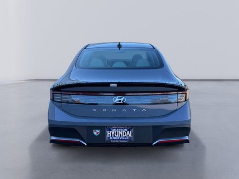 New 2026 Hyundai Sonata SE FWD image 4