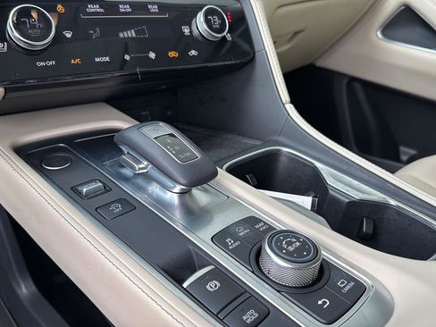 Used 2025 INFINITI QX60 Luxe w/ Cargo Package image 25