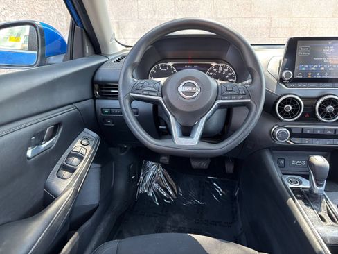 Used 2025 Nissan Sentra SV FWD image 31