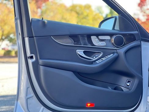 Used 2016 Mercedes-Benz C 300 Sedan image 14