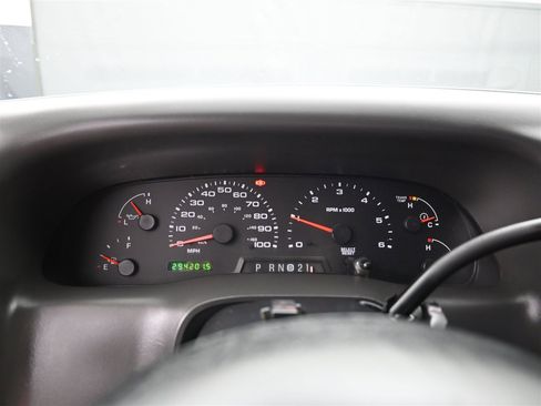 Used 2002 Ford F250 XLT image 11