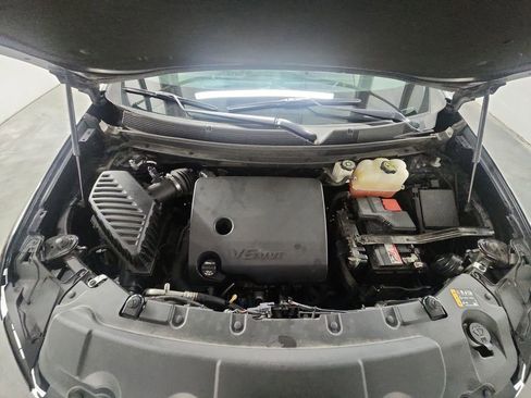 Used 2020 Chevrolet Traverse LS image 28