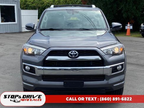 Used 2014 Toyota 4Runner Limited image 8