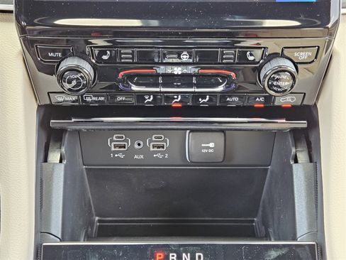 New 2025 Jeep Grand Cherokee Limited image 19