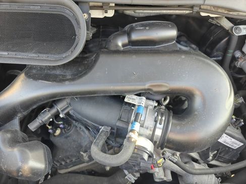 Used 2018 Ford Transit 250 148 Low Roof image 33