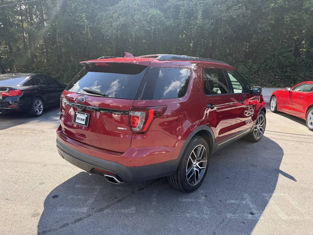 Used 2016 Ford Explorer Sport w/ Equipment Group 401A AWD/4WD image 5