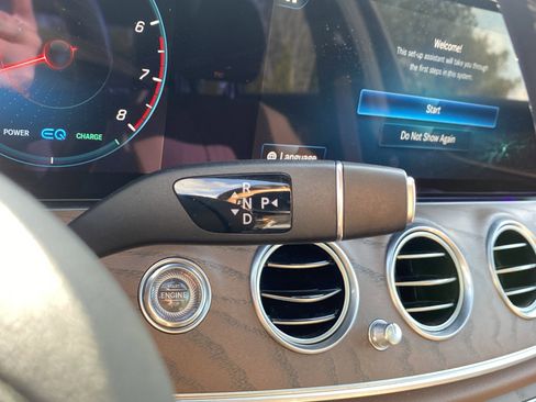 Used 2022 Mercedes-Benz E 450 E 450 w/ Driver Assistance Package image 36