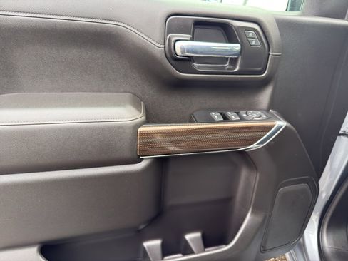 Used 2021 Chevrolet Silverado 1500 RST image 15