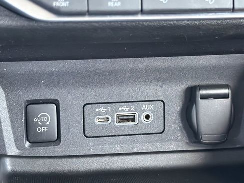 Used 2024 Nissan Sentra SV w/ All-Weather Package image 7