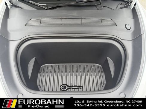 Used 2023 Tesla Model Y Long Range AWD/4WD image 31