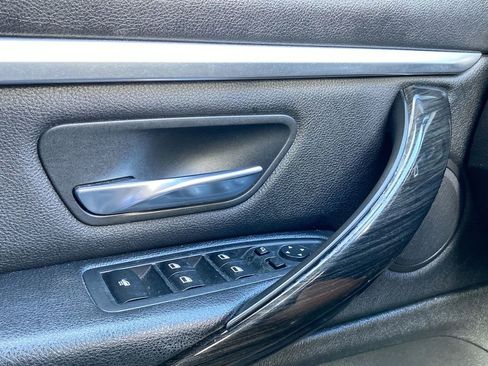 Used 2017 BMW 430i Convertible image 8