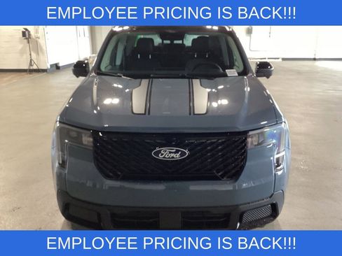 New 2026 Ford Maverick Lariat w/ Black Appearance Package AWD/4WD image 9