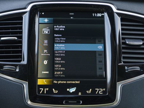 Used 2022 Volvo XC90 T6 Momentum w/ Advanced Package image 13