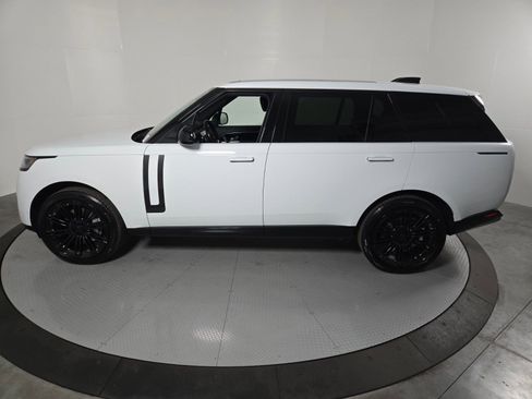 New 2026 Land Rover Range Rover Long Wheelbase SE image 33