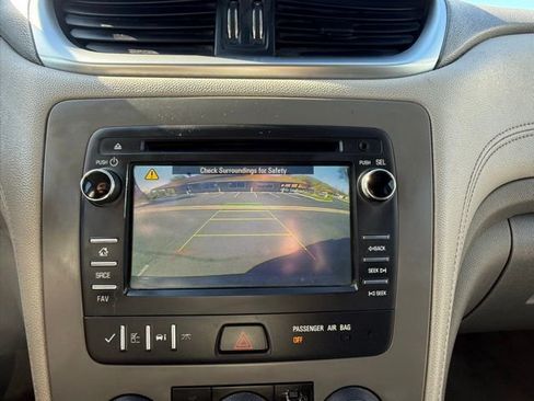 Used 2016 Chevrolet Traverse LS image 25