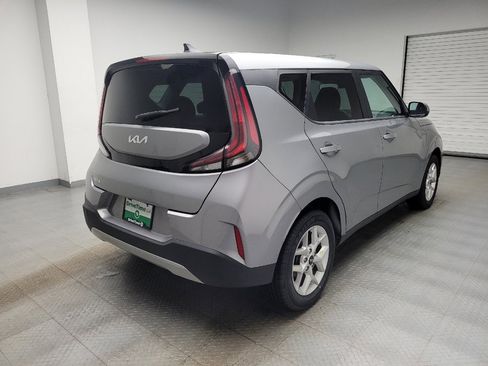 Used 2023 Kia Soul LX w/ Option Group 015 FWD image 9
