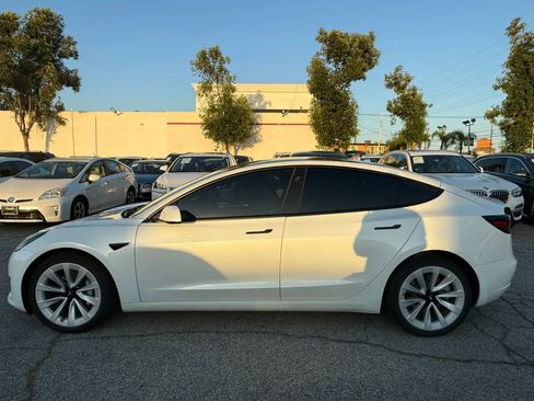 Used 2023 Tesla Model 3 Standard Range RWD image 4