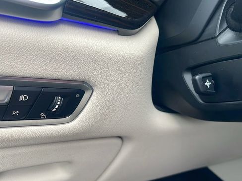 Used 2019 BMW X5 xDrive40i w/ Premium Package 2 AWD/4WD image 18